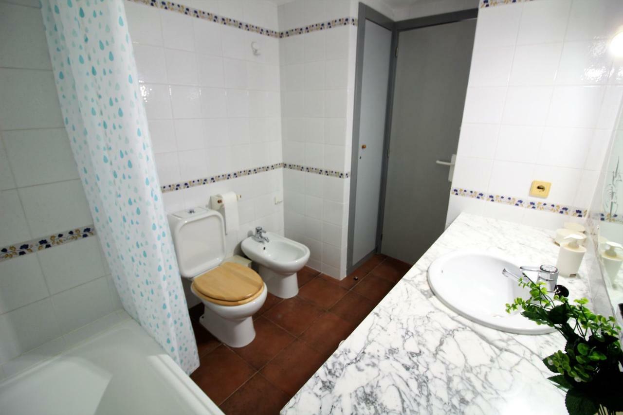 Global Immo 3330 Royal Marina I Tramuntana 4-10 Apartman Roses Kültér fotó
