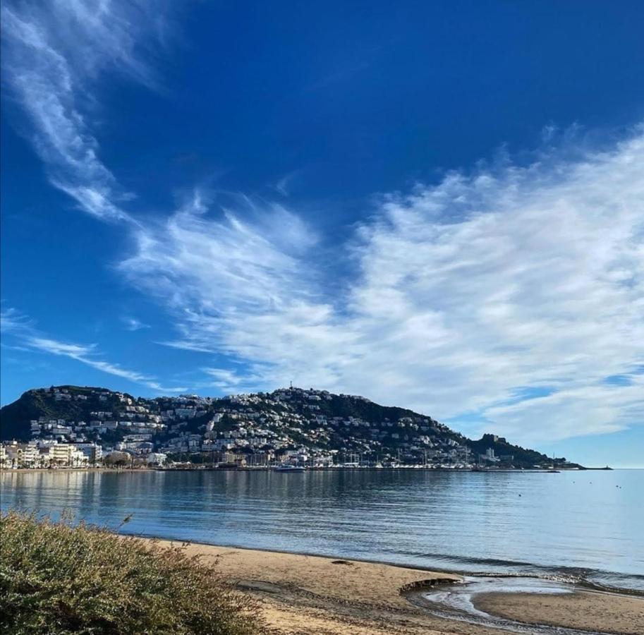 Global Immo 3330 Royal Marina I Tramuntana 4-10 Apartman Roses Kültér fotó