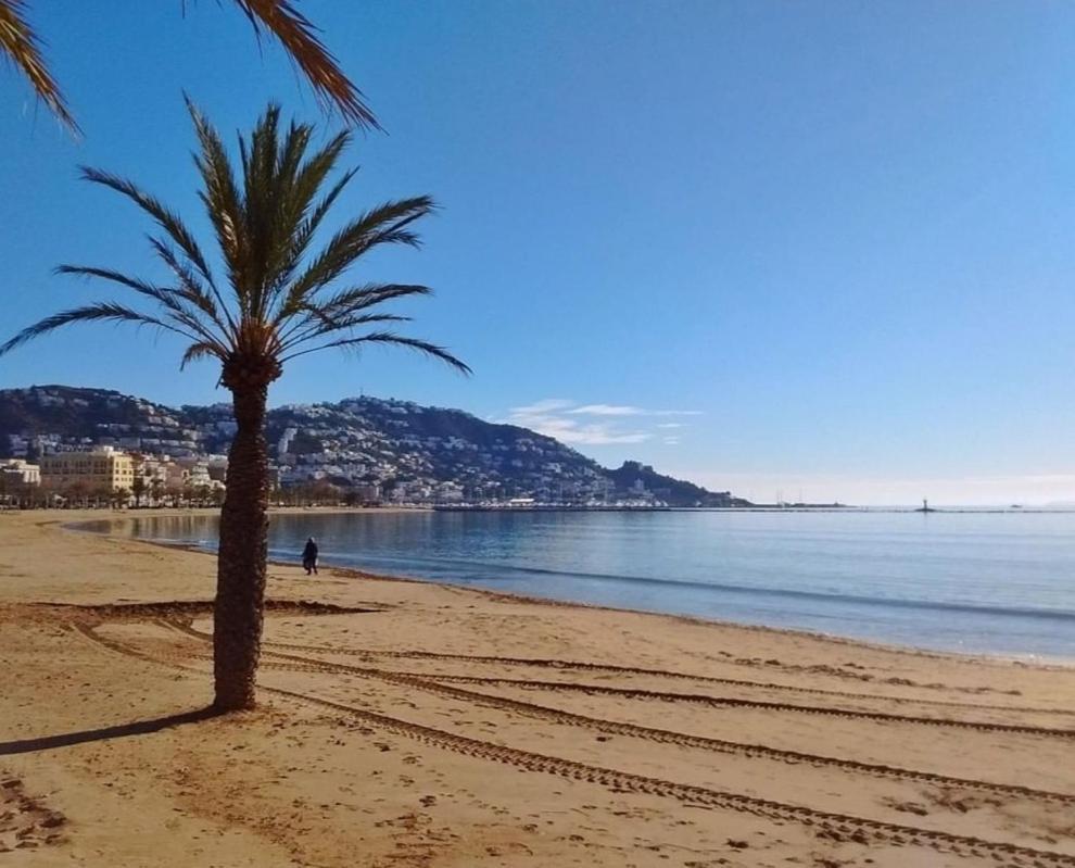 Global Immo 3330 Royal Marina I Tramuntana 4-10 Apartman Roses Kültér fotó