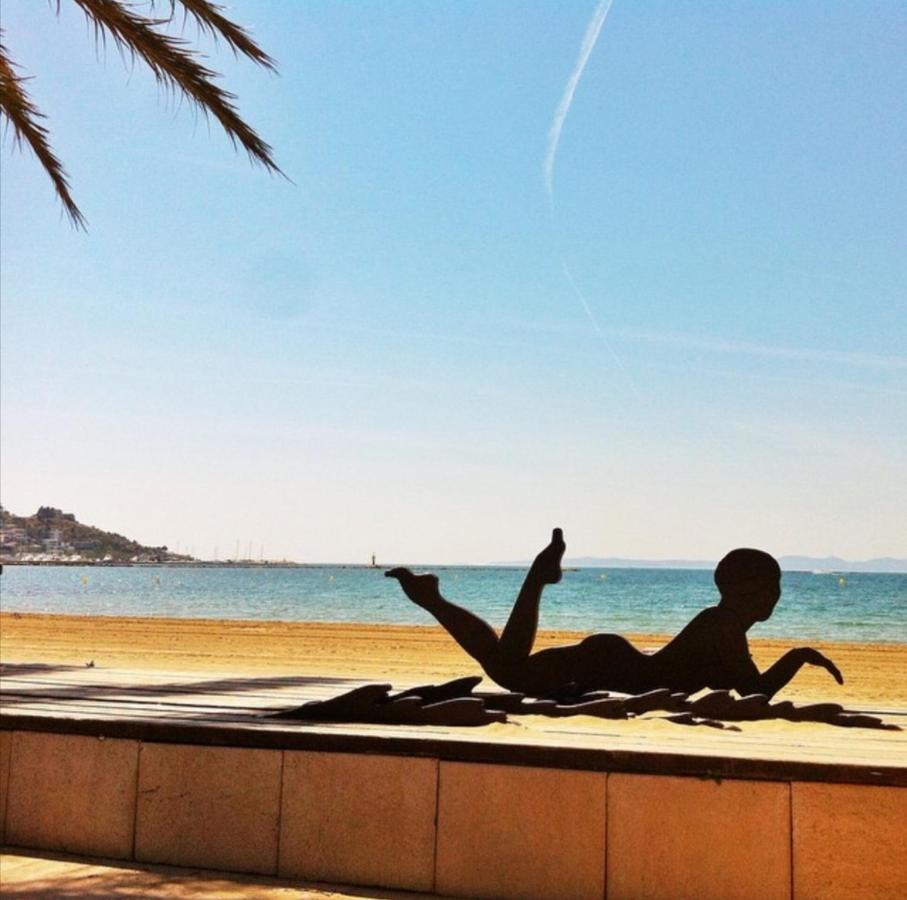 Global Immo 3330 Royal Marina I Tramuntana 4-10 Apartman Roses Kültér fotó